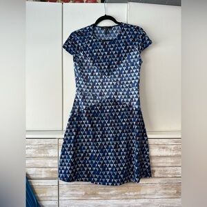 BCBGMaxAzria Blue and White Geometric Mini Dress